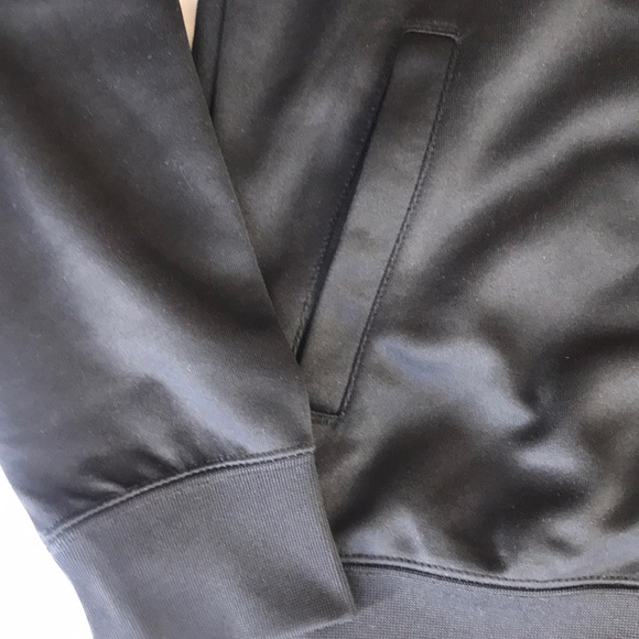 Nike swoosh jacket black size medium - Picture 4 of 4